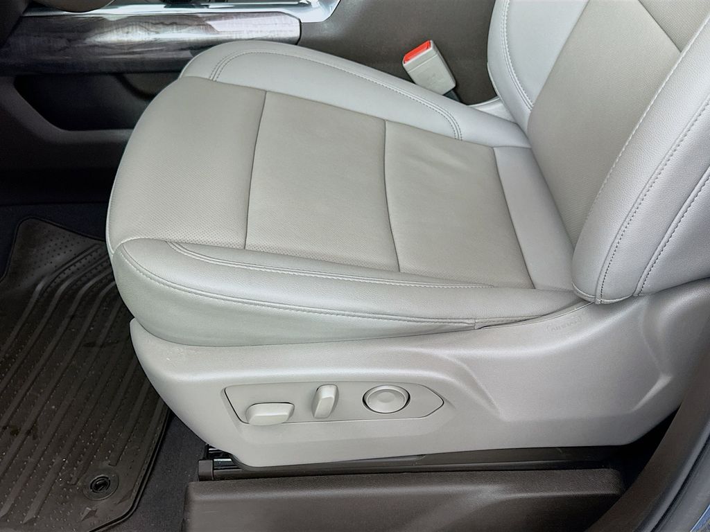 Thumbnail: 2024 Chevrolet Silverado 1500 - 19