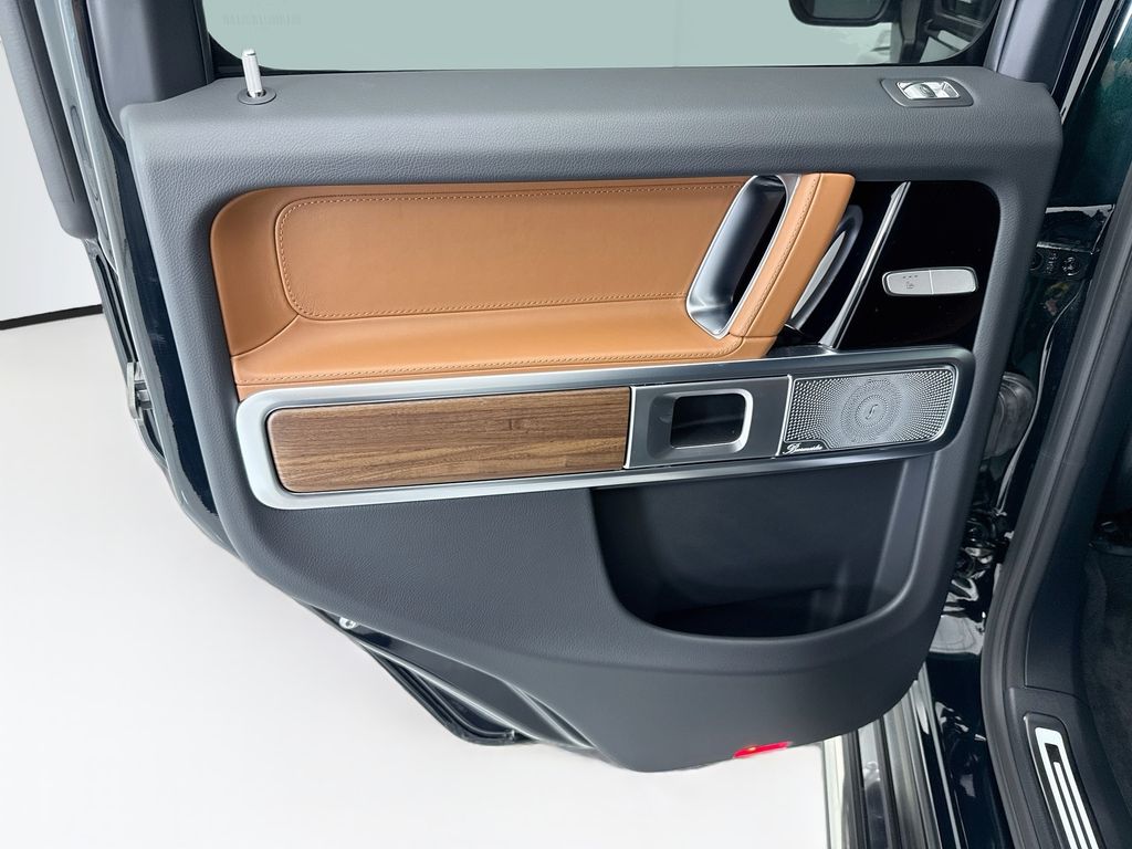 Thumbnail: 2027 Mercedes-Benz G-Class - 26