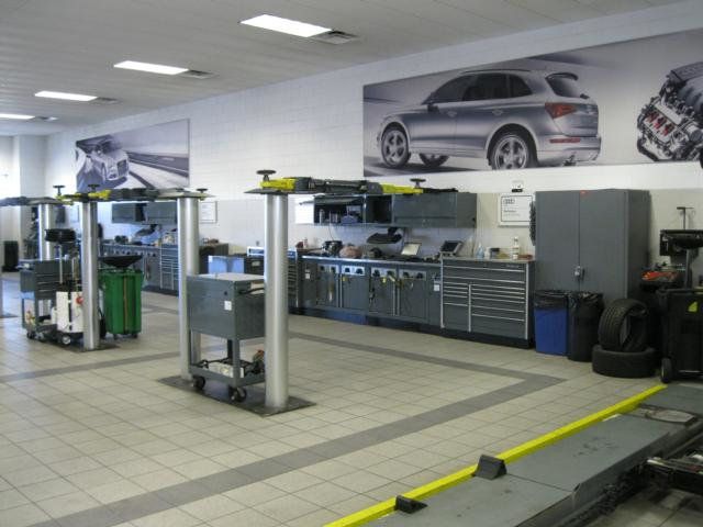 2011 Ford Mustang GT Premium 27