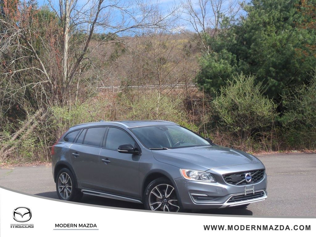 Gray Metallic 2016 Volvo V60 Cross Country Wagon All-Wheel Drive 6-Speed Automatic