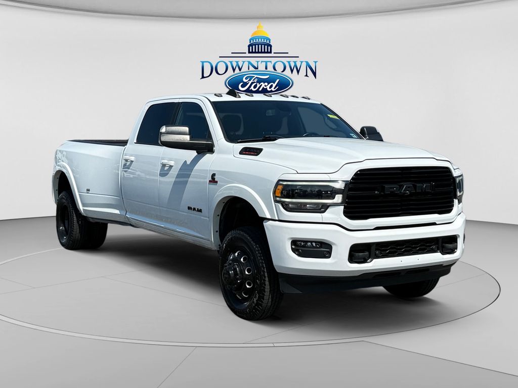 2022 RAM 3500 Laramie Crew Cab LB DRW 4WD