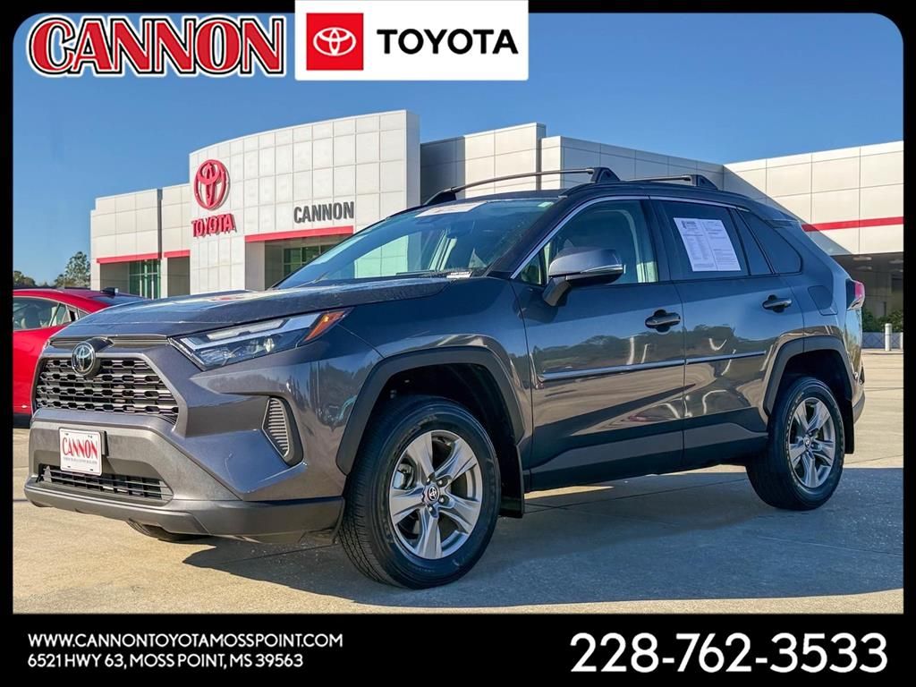 2024 Toyota RAV4 XLE FWD