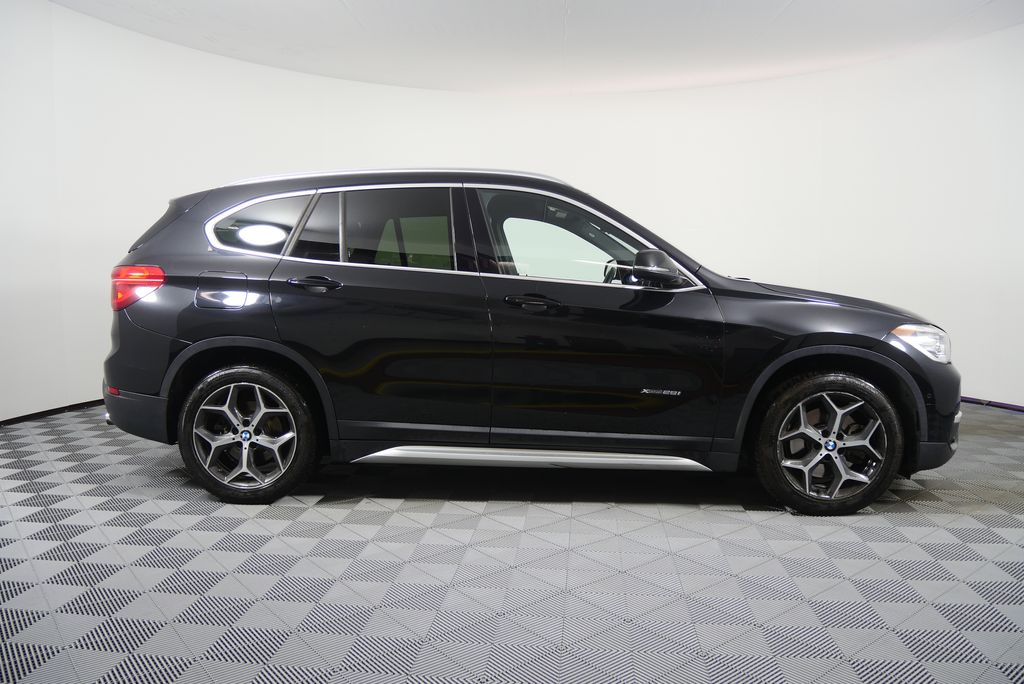 Thumbnail: 2017 BMW X1 - 2
