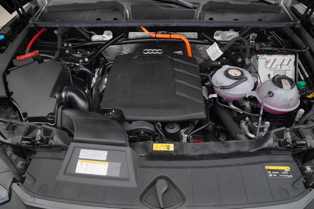 Thumbnail: 2023 Audi Q5 - 13