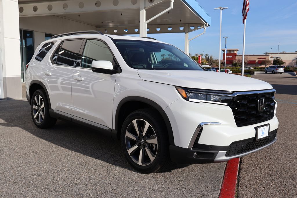 2025 Honda Pilot Touring 3