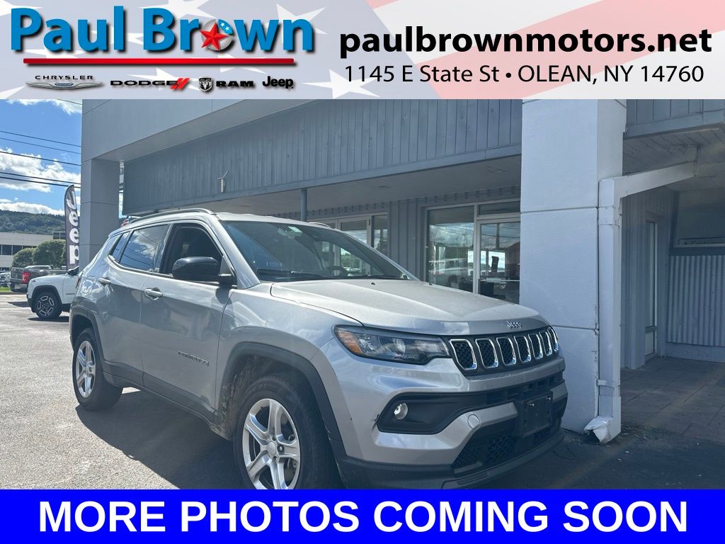  2024 Jeep Compass Latitude 4WD   