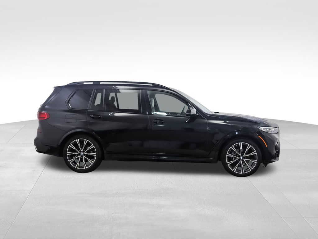 Thumbnail: 2022 BMW X7 - 6