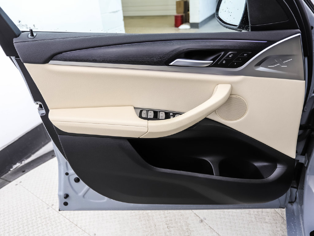 Thumbnail: 2024 BMW X3 - 9