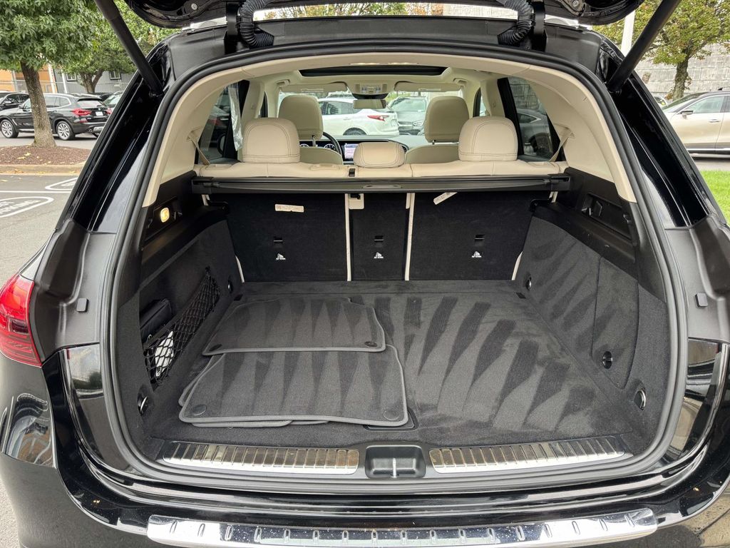 Thumbnail: 2024 Mercedes-Benz GLE - 27