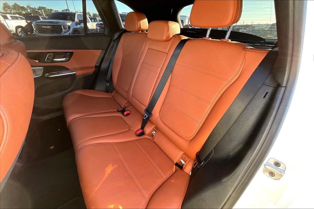 Used 2024 Mercedes-Benz GLC GLC 300 4D Sport Utility