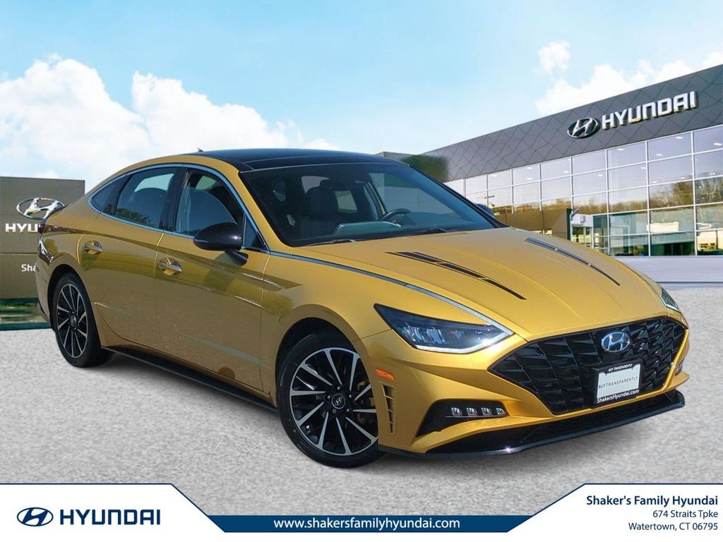 Glowing Yellow 2020 Hyundai Sonata Sedan Front-Wheel Drive 8-Speed Automatic Overdrive