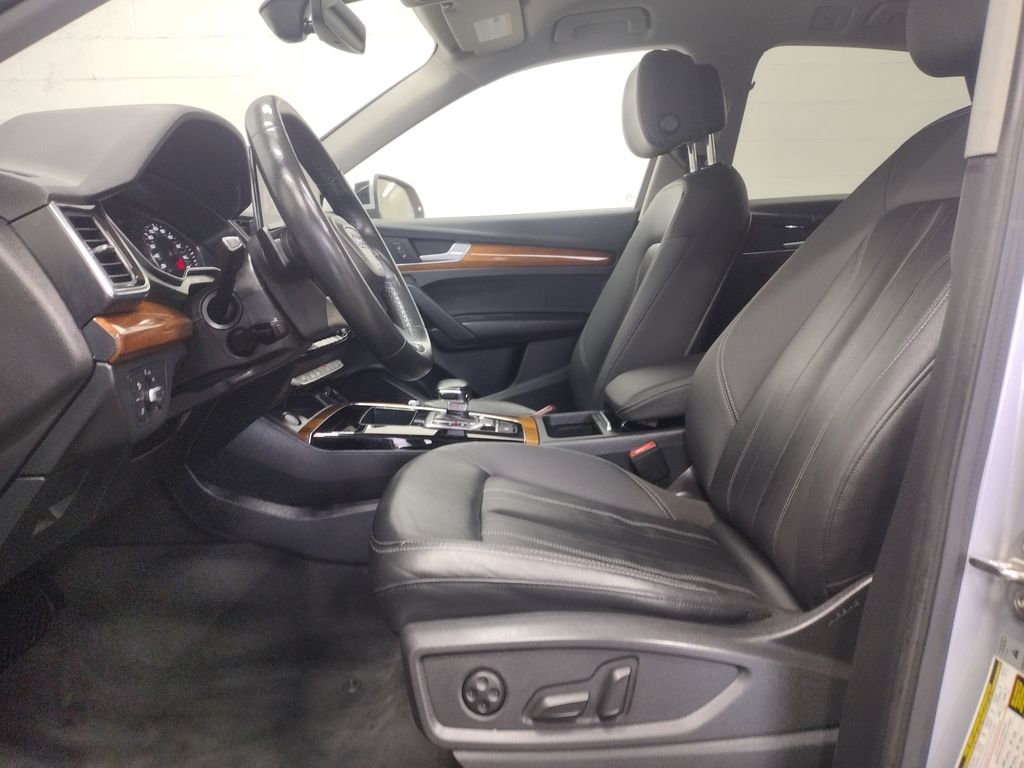 2022 Audi Q5 45 S line Premium