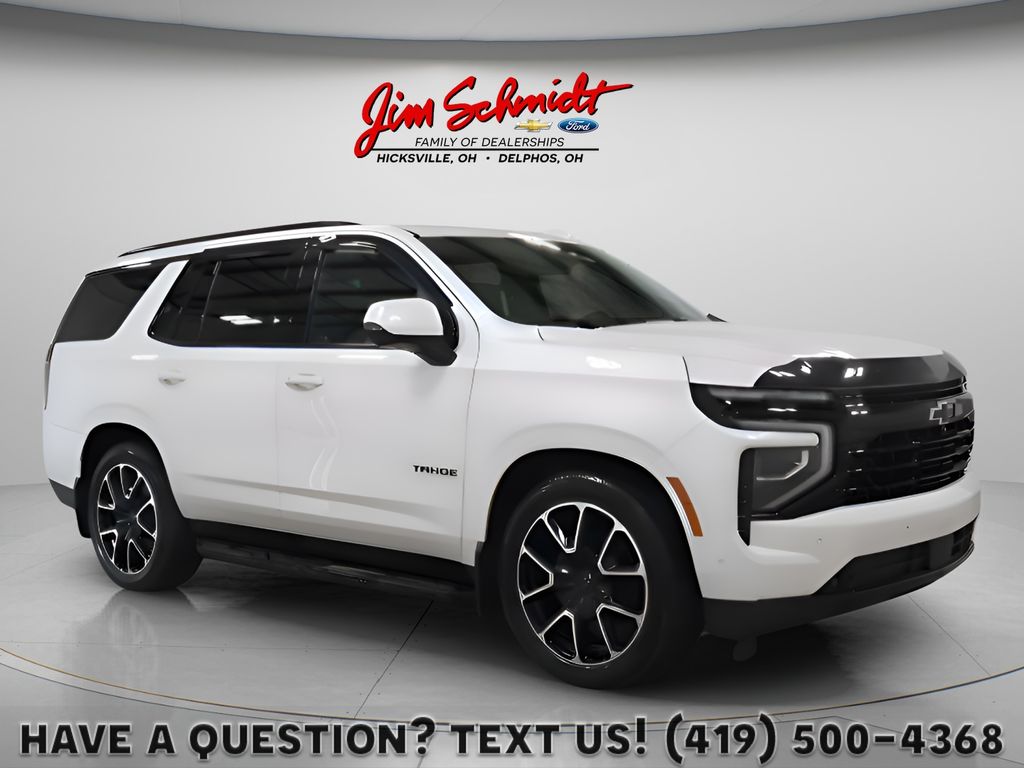 White (Iridescent Pearl Tricoat) 2025 Chevrolet Tahoe SUV / Crossover Four-Wheel Drive
