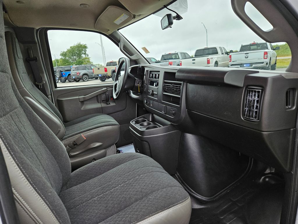 Used 2025 GMC Savana 2500 Van