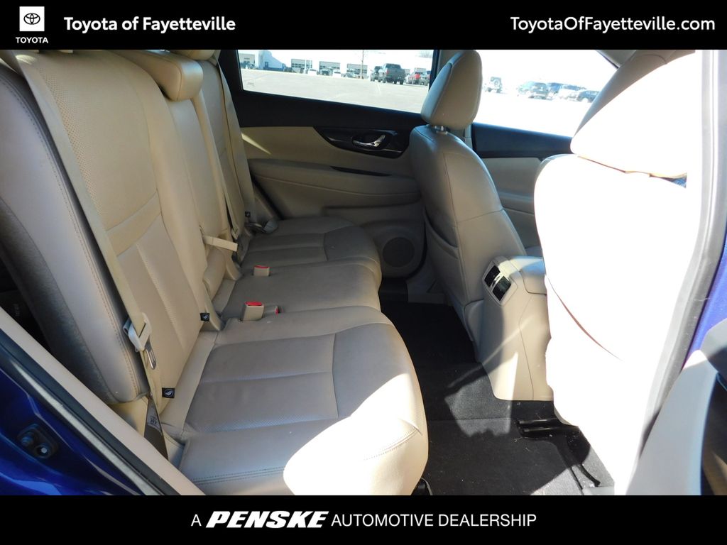 Thumbnail: 2018 Nissan Rogue - 5