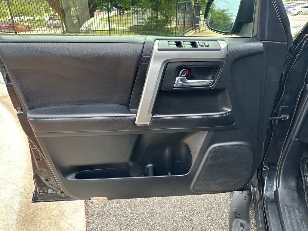 Used Car 2018 Toyota 4runner  Sr5 Premium For Sale Under $30,000 In Austin, Texas