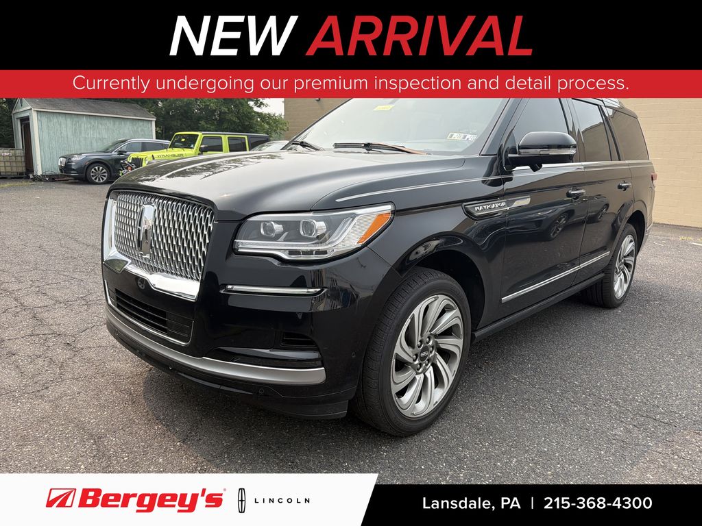 Black Metallic 2023 Lincoln Navigator SUV / Crossover Four-Wheel Drive Automatic