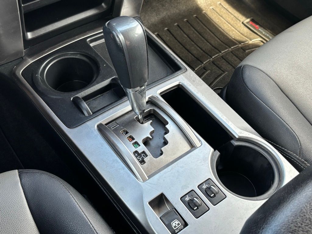 2018 Toyota 4Runner SR5 Premium photo