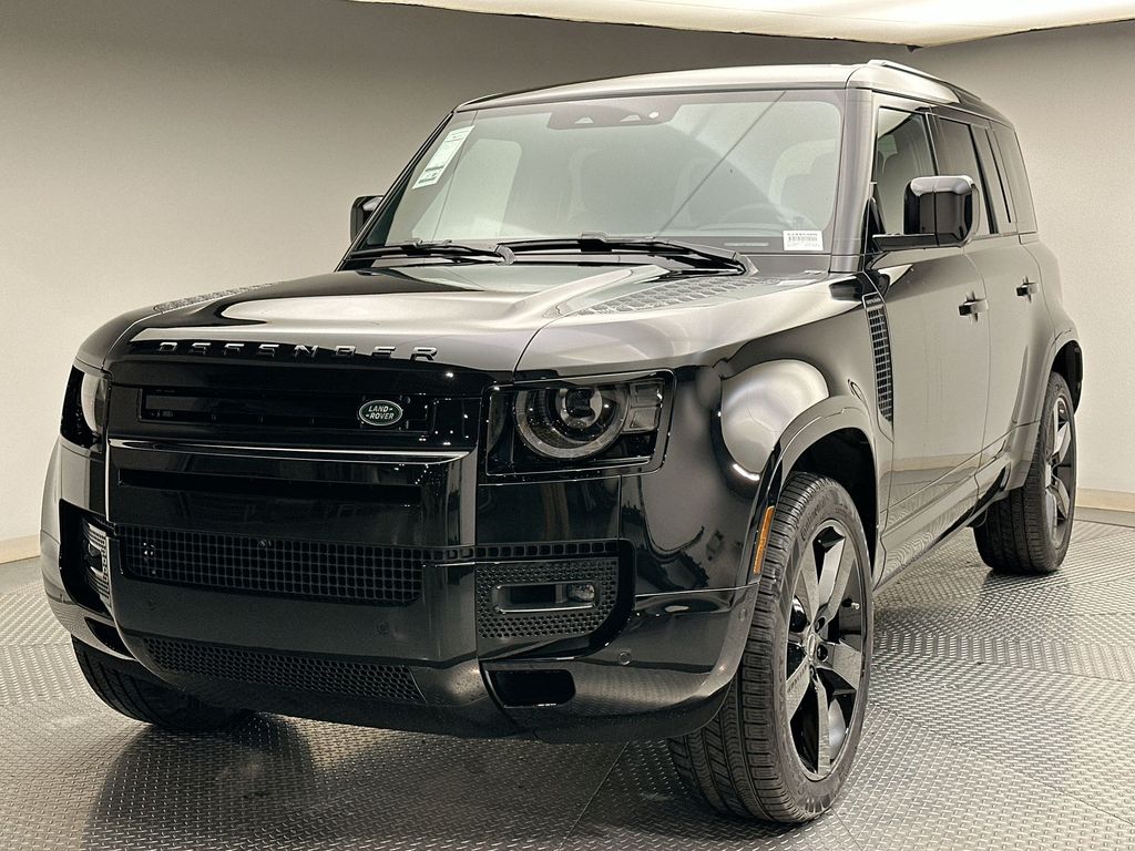 2025 Land Rover Defender 110 -
                Englewood, NJ