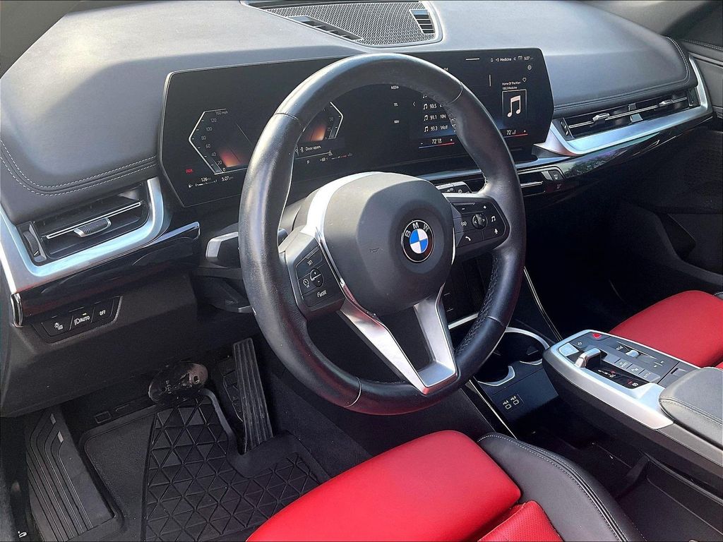 2024 BMW X1 — photo 8