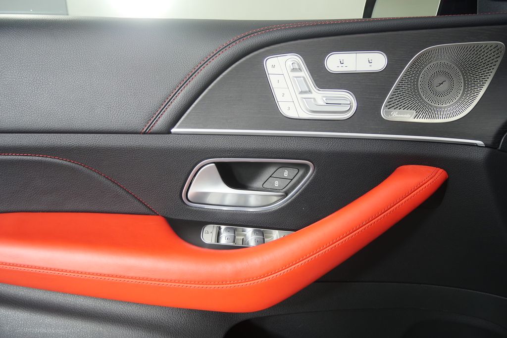 Thumbnail: 2023 Mercedes-Benz GLE - 8