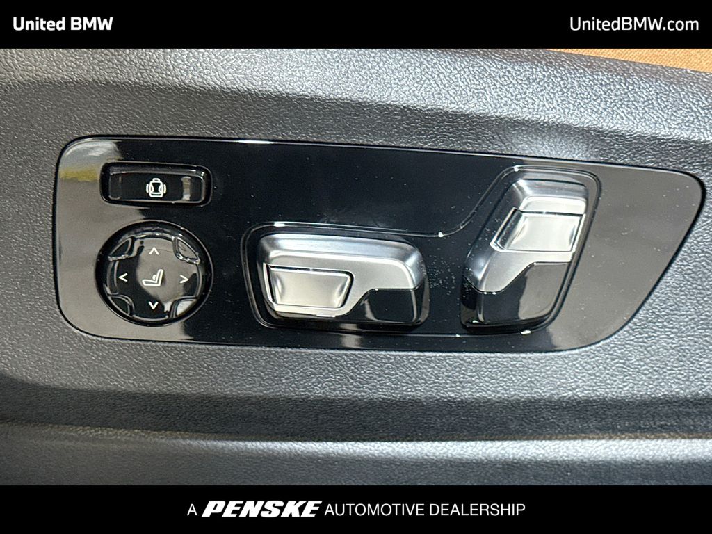 Thumbnail: 2026 BMW X5 - 4