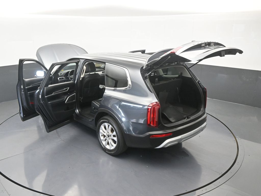Used 2022 Gravity Gray Kia LX image 58