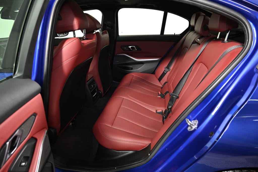 Thumbnail: 2024 BMW 3 Series - 24
