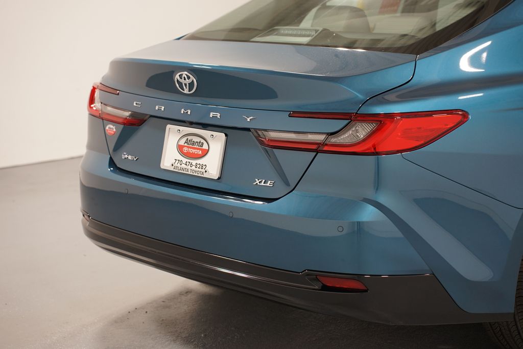 Thumbnail: 2025 Toyota Camry - 9