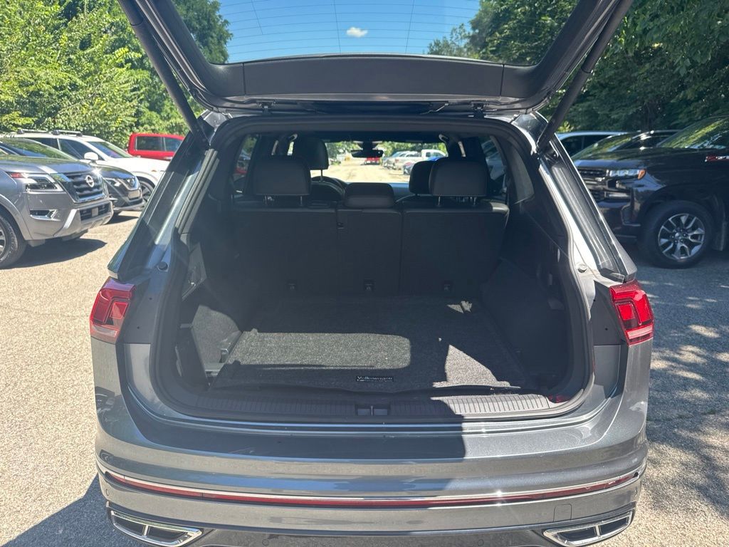 2024 Volkswagen Tiguan 2.0T SEL R-Line Gray at Sutliff Volkswagen