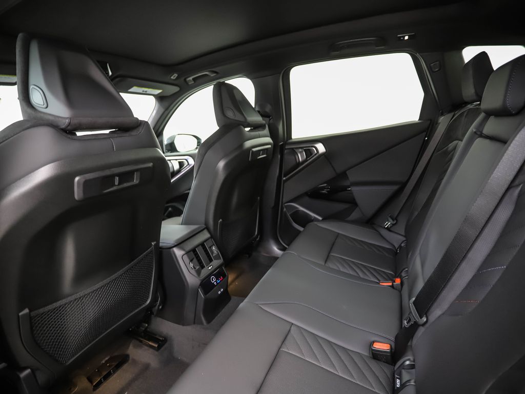 Thumbnail: 2026 BMW X3 - 21