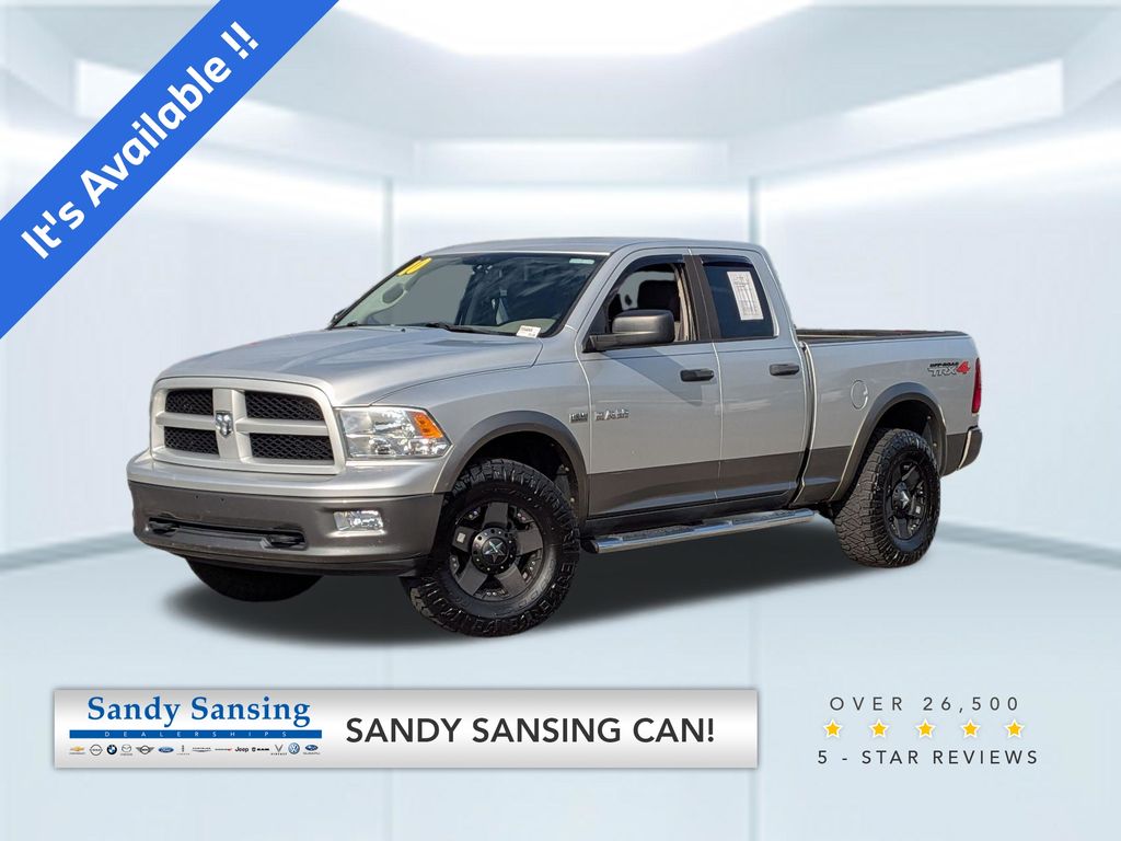 Bright Silver Metallic Clearcoat 2010 Dodge RAM 1500 Pickup Truck 5-Speed Automatic