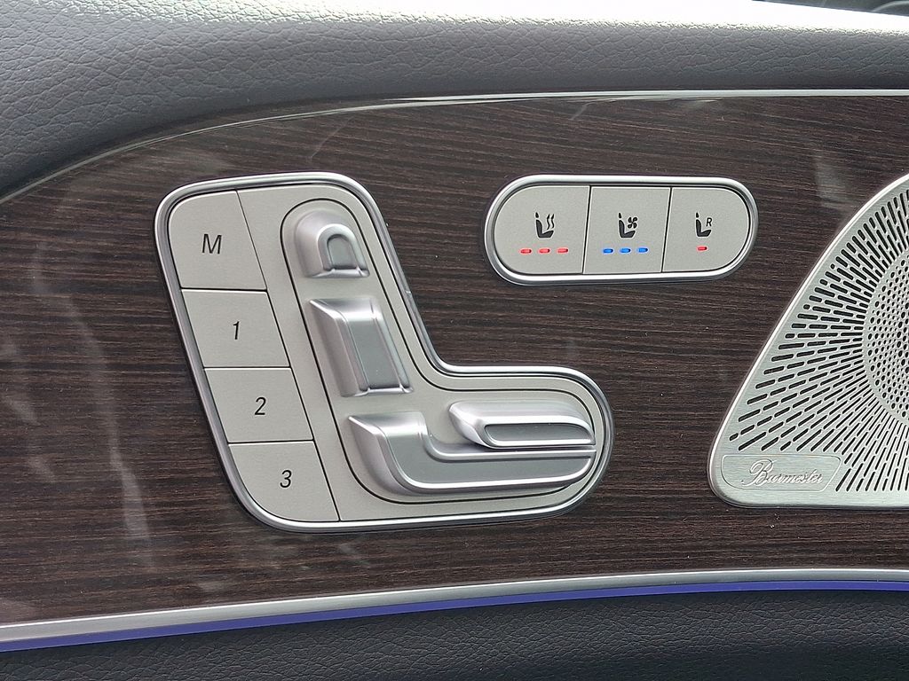 Thumbnail: 2026 Mercedes-Benz GLE - 20