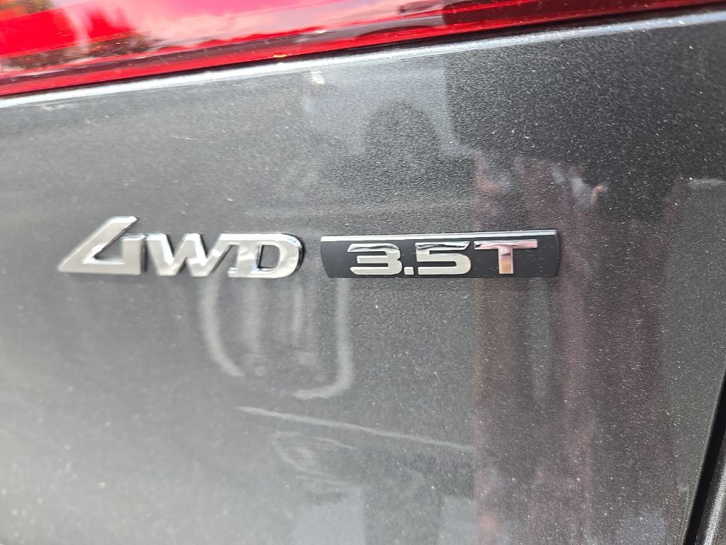 Thumbnail: 2026 Genesis GV70 - 12