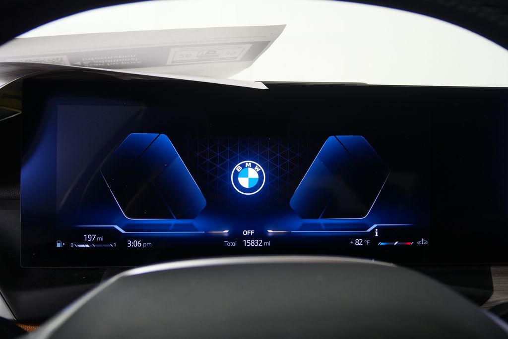 Thumbnail: 2025 BMW 3 Series - 23