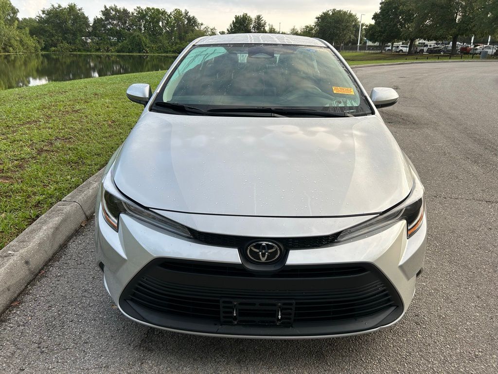 2024 Toyota Corolla LE 8