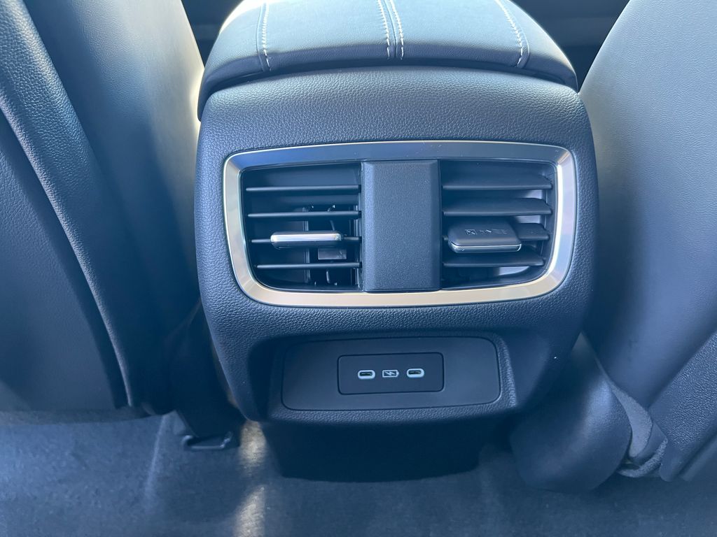 Thumbnail: 2026 Acura RDX - 31