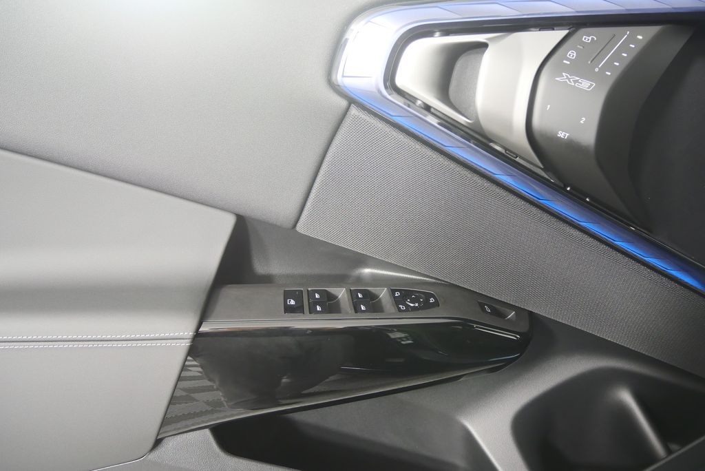 Thumbnail: 2026 BMW X3 - 9
