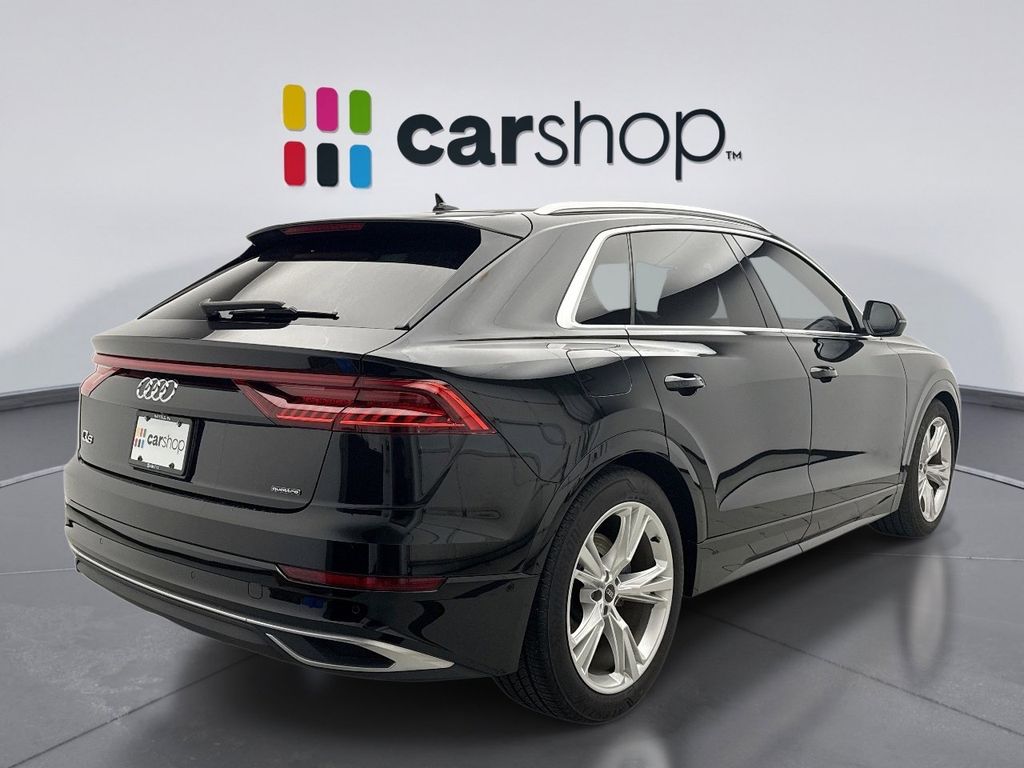 Thumbnail: 2022 Audi Q8 - 5