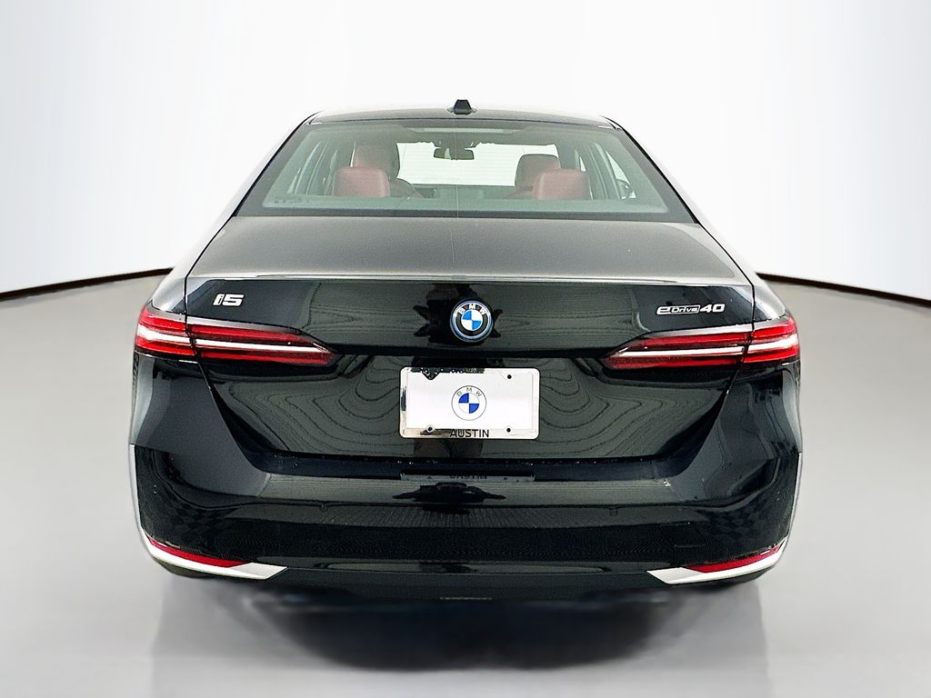Thumbnail: 2025 BMW i5 - 6