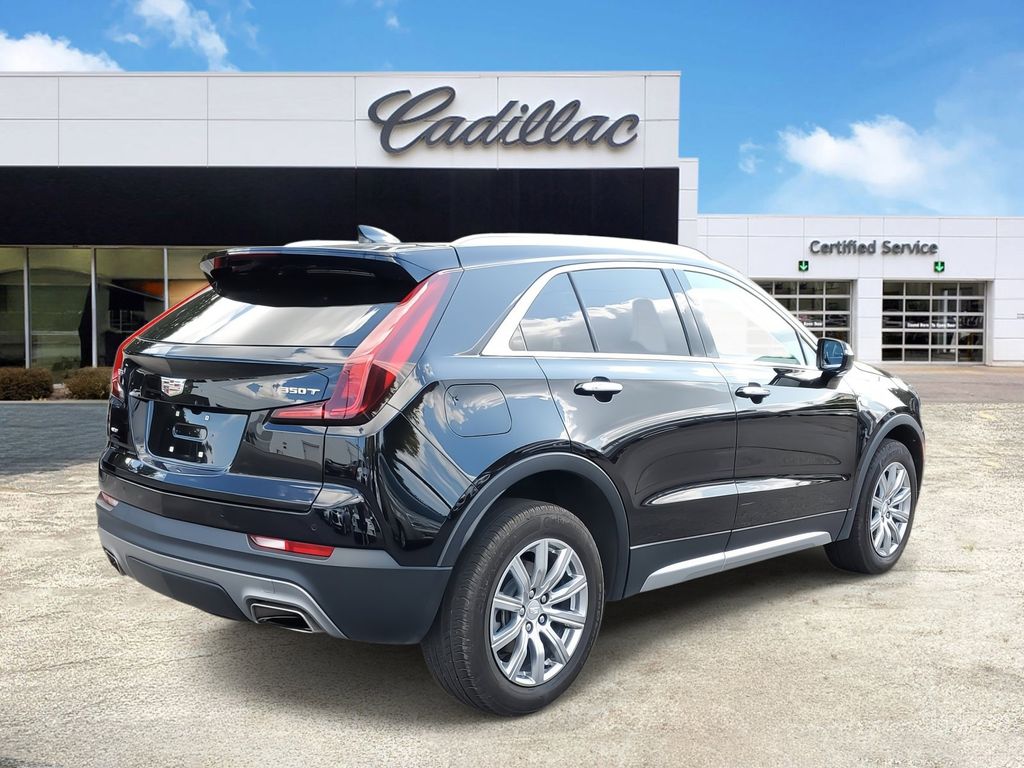 2023 Cadillac XT4 Premium Luxury 7