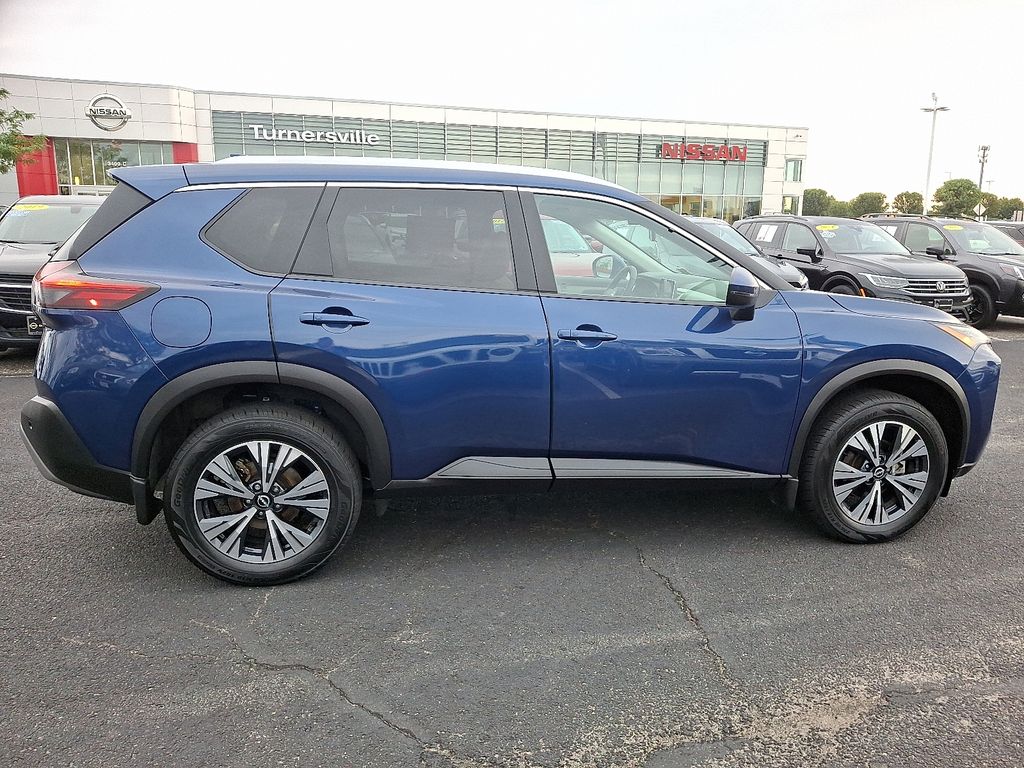 Thumbnail: 2023 Nissan Rogue - 7