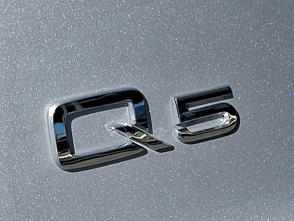 Thumbnail: 2023 Audi Q5 - 28