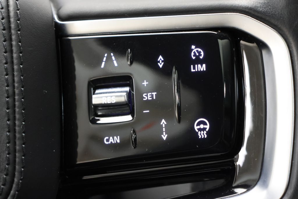 Thumbnail: 2023 Land Rover Range Rover Velar - 19