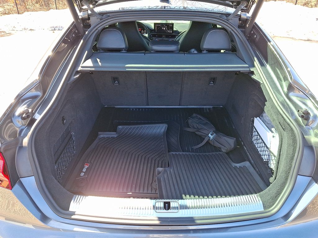 Thumbnail: 2023 Audi RS 5 - 31