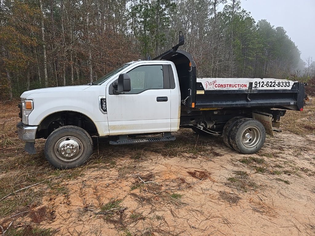 2021 Ford F-350 Chassis XL