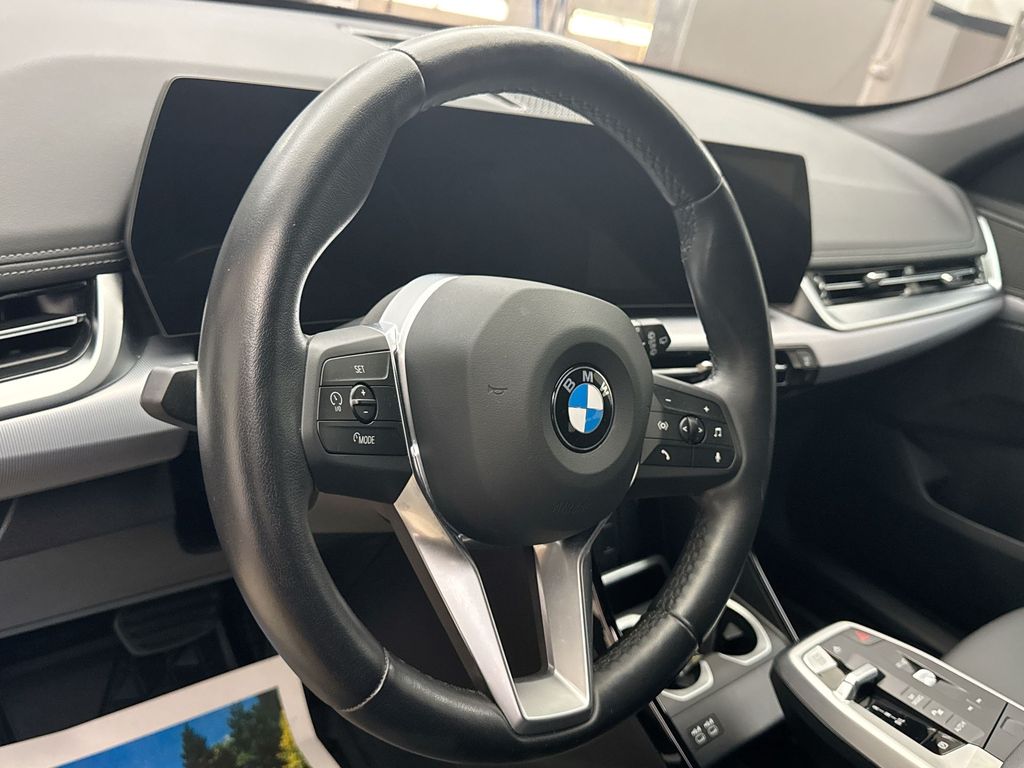 2023 BMW X1 xDrive28i 6