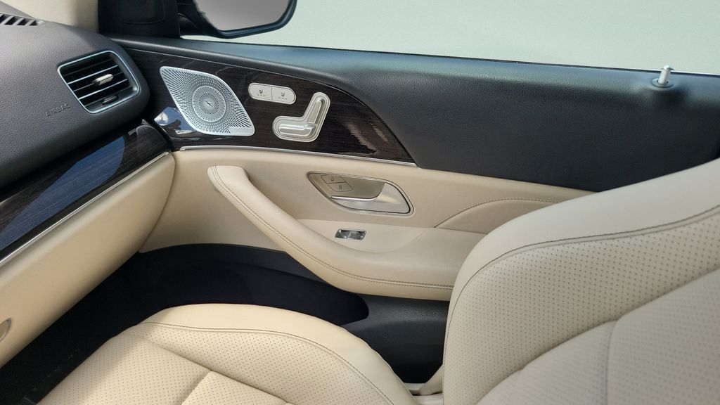 Used 2020 Blue Mercedes-Benz GLE 350 image 13