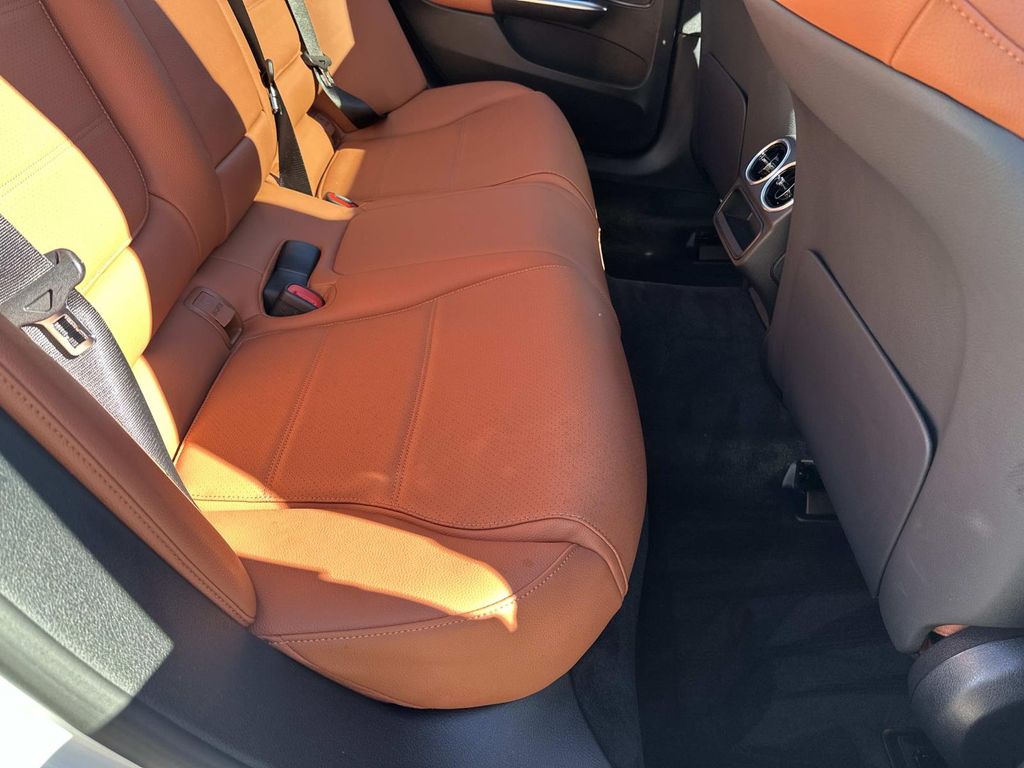 Thumbnail: 2025 Mercedes-Benz C-Class - 26