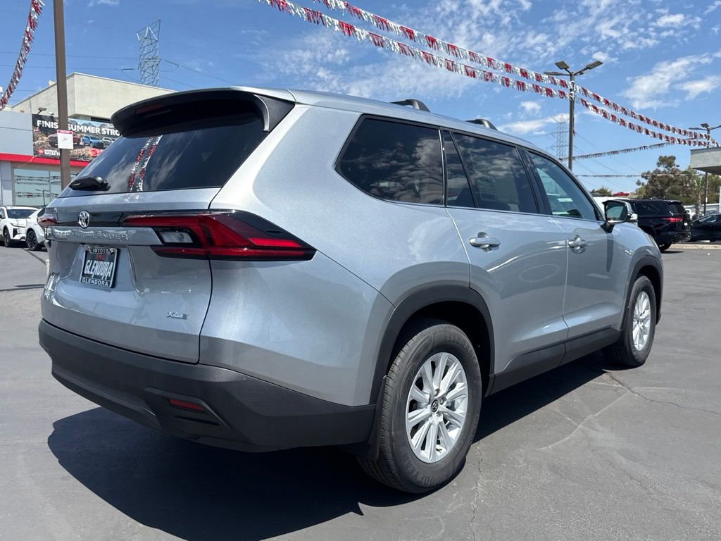New 2026 Toyota Grand Highlander Hybrid SUV